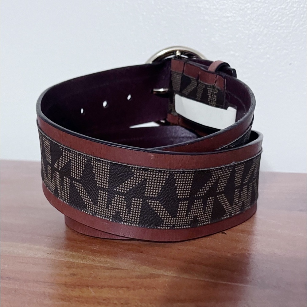 Michael Kors New! Iconic Leather Logo Print Belt - Picture 2 of 3